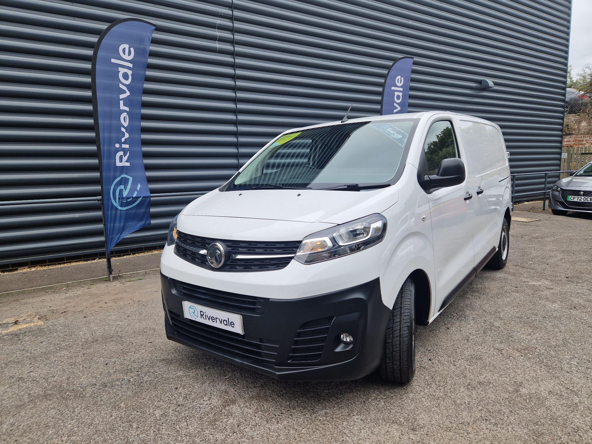 Vauxhall Vivaro image 2